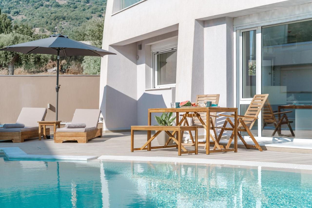 Tortuga Luxury Villas Sivota - B&B Sývota