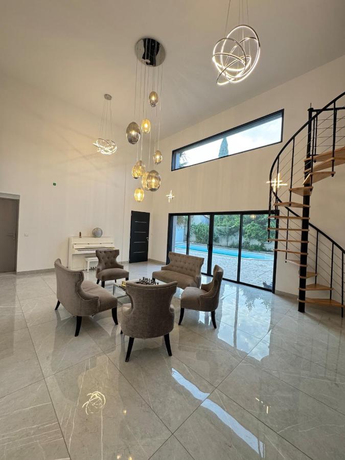 Villa Soleil, land and sea - Chambres d’hôtes Nîmes