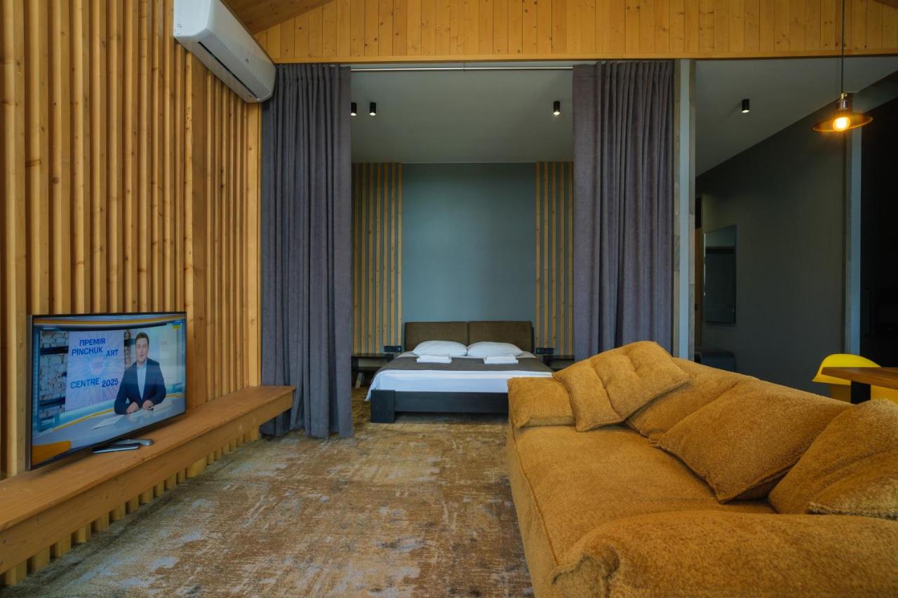 One-bedroom Loft Apartment
