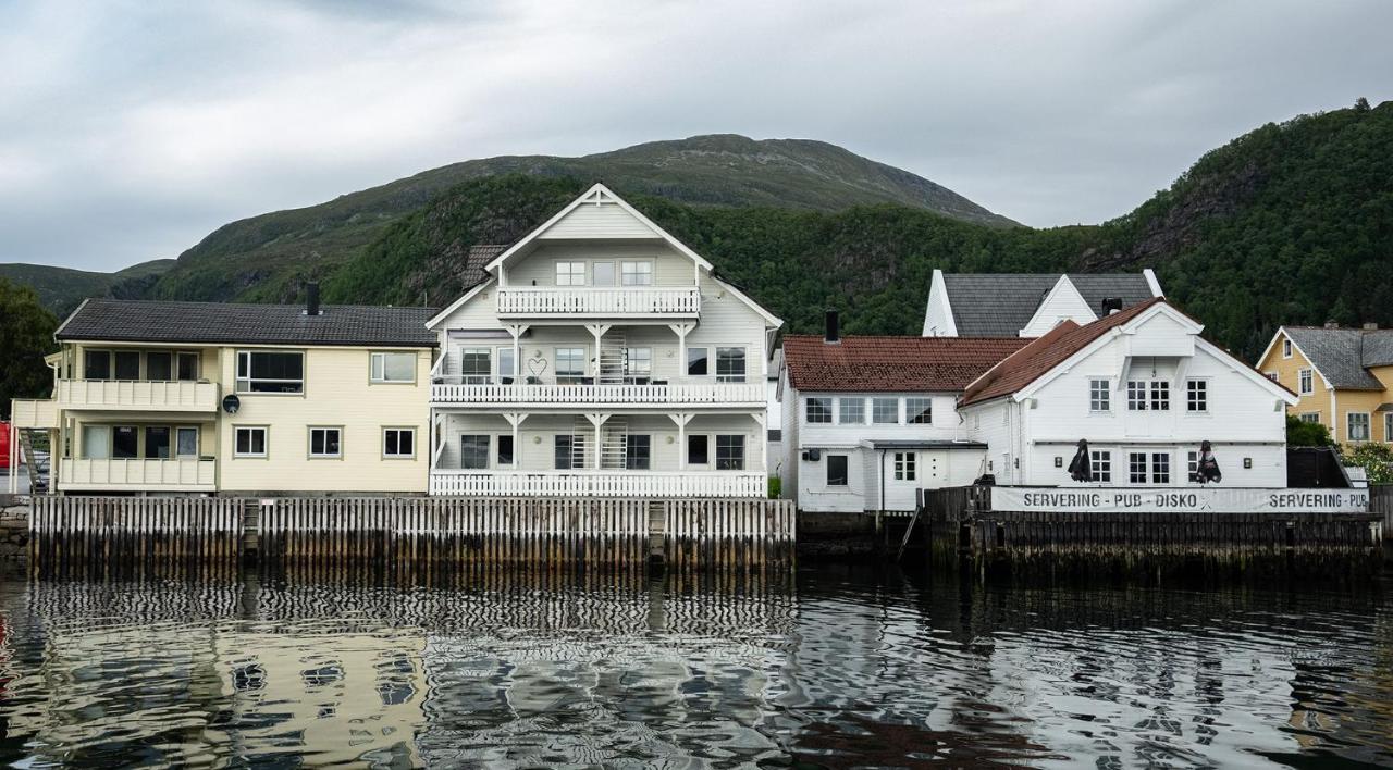 Seljevaagen Penthouse - B&B