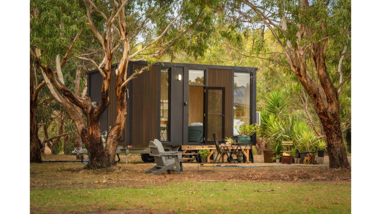Bush Serenity by the Sea by Tiny Away - B&B