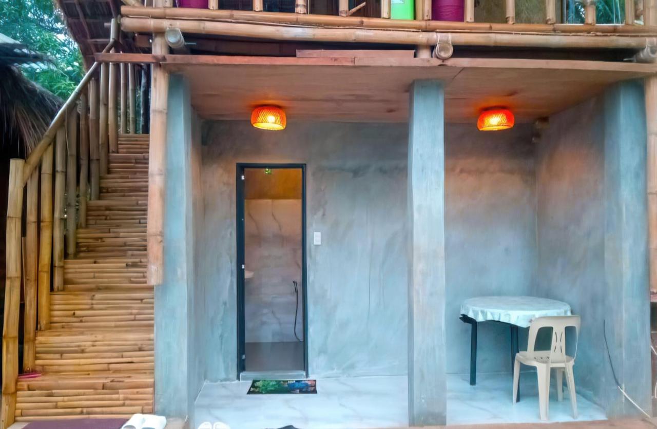 Relax seaview chalet with AC and balcony - Bed and Breakfast Coron