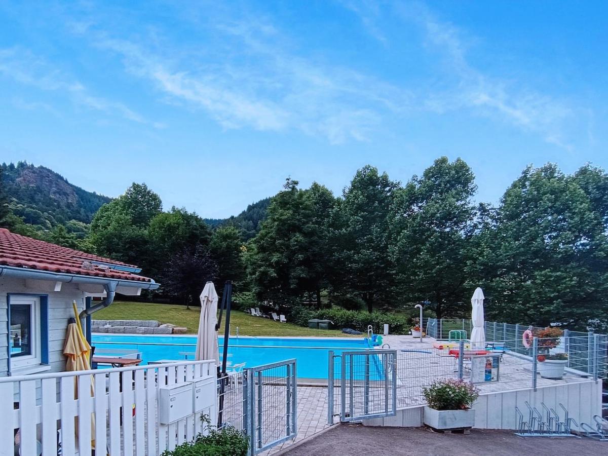 Ferienwohnung Merkurpanorama - B&B