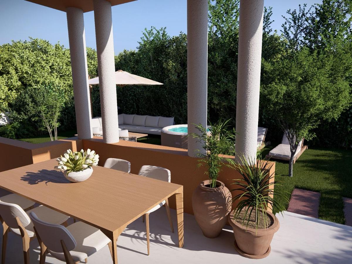 Luna Serene Garden Home - Jacuzzi & Gym - Bed and Breakfast Zadar