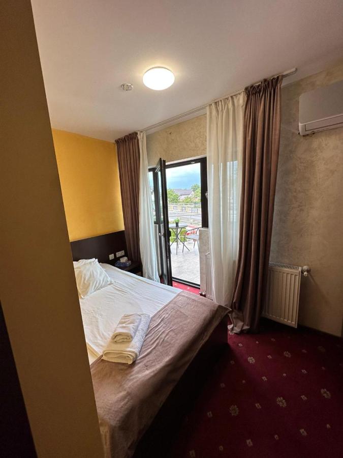 Single Room with Terrace
