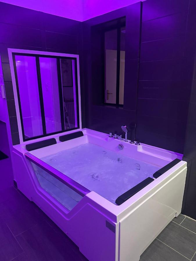 Évasion romantique love & spa secteur Thionville Luxembourg - B&B