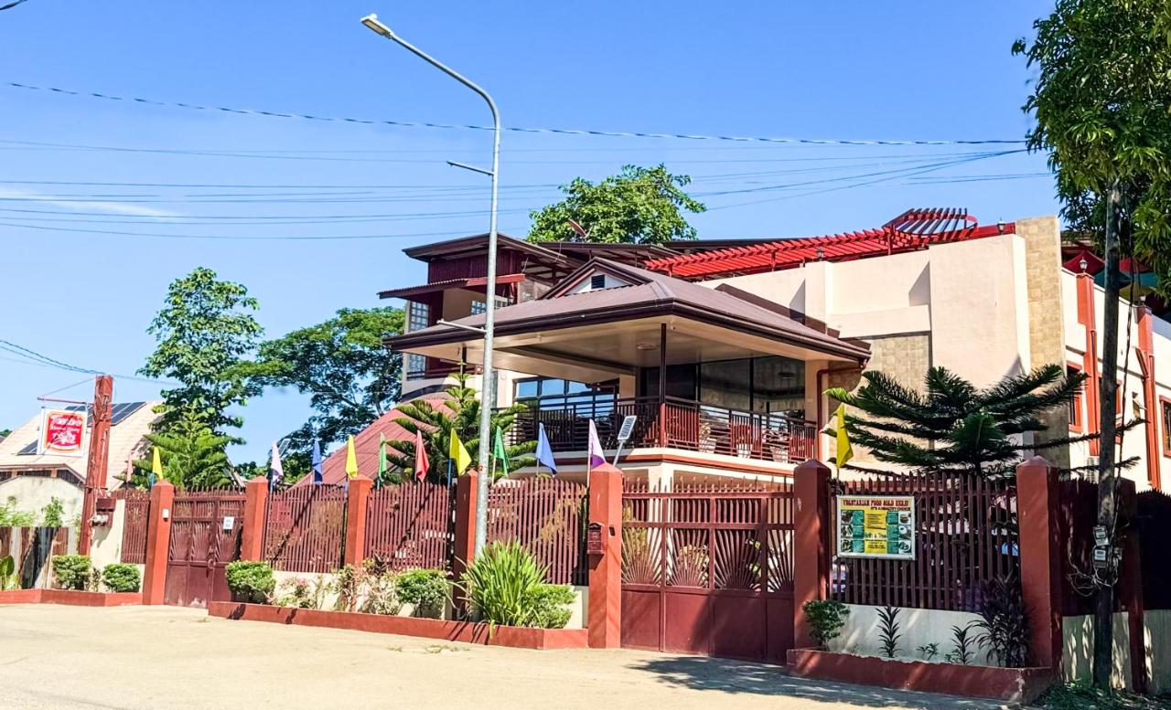 Tessie's Home Stay Bed & Breakfast - B&B Puerto Princesa