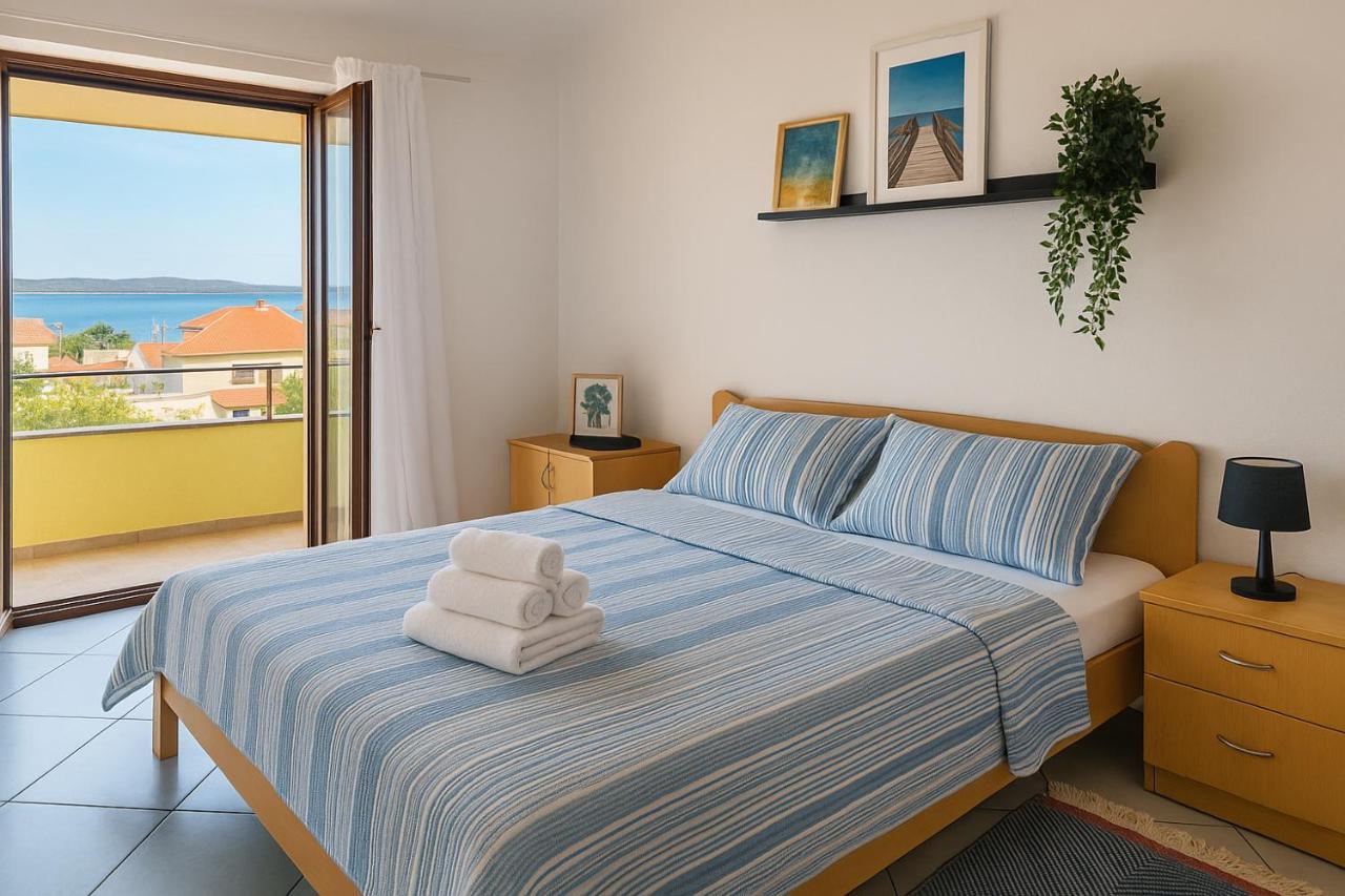 Apartman s pogledom na more 3 - B&B Bibinje