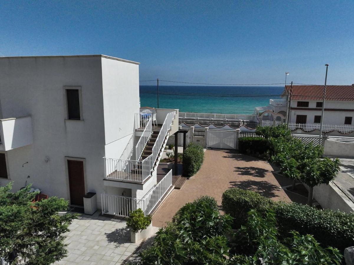 Dimora Librari Fronte Mare - B&B