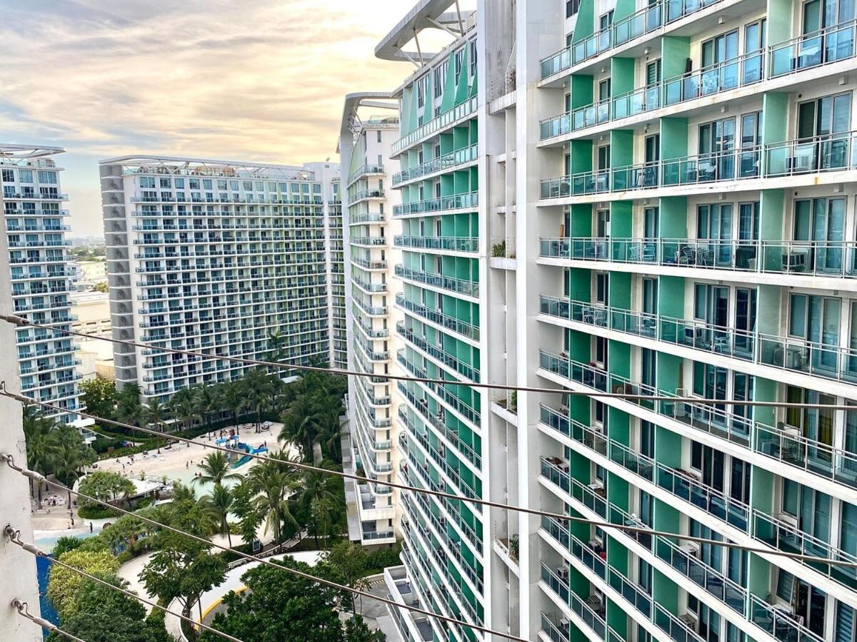 Azure Boracay Tower 1BR - B&B Manila