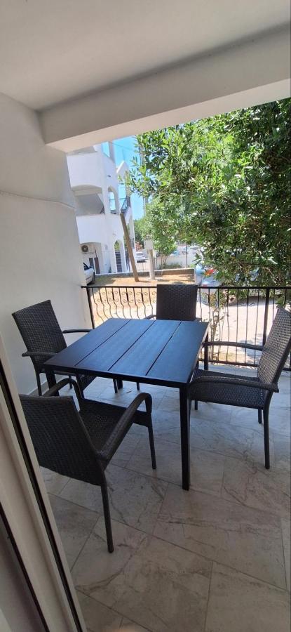 Apartmani Aki 3 - Ferienwohnung Sutomore