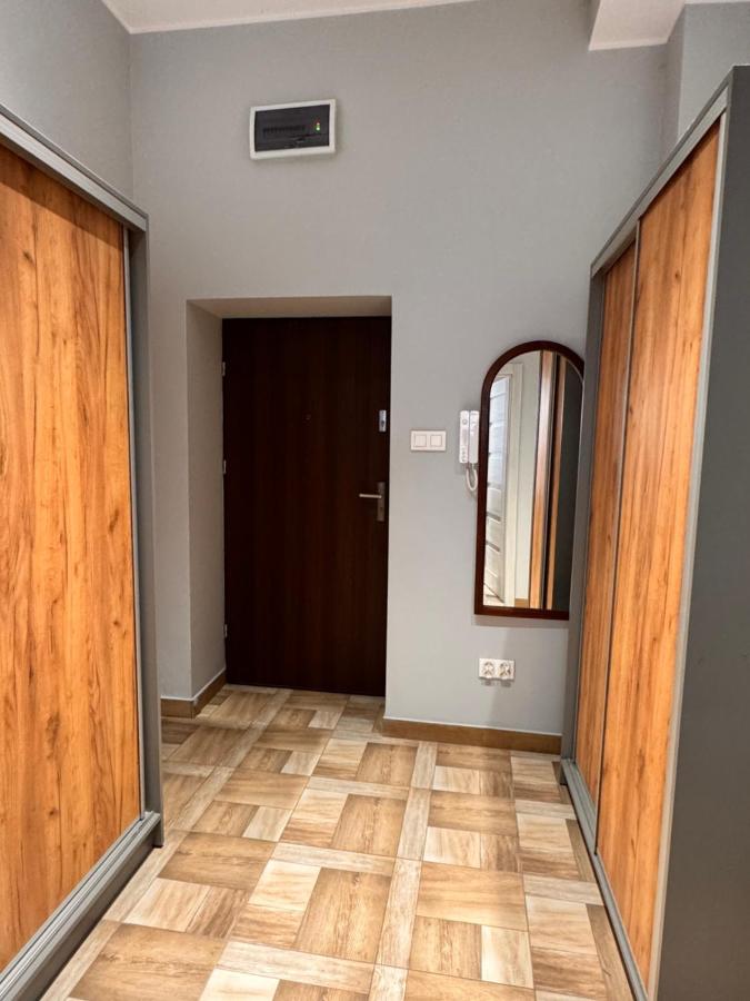 Zarzewska Apartments DELUXE - PARKING gratis, konsola XBox, TV 65", ekspres do kawy, elastyczny czas zameldowania, późne wymeldowanie - B&B Łódź