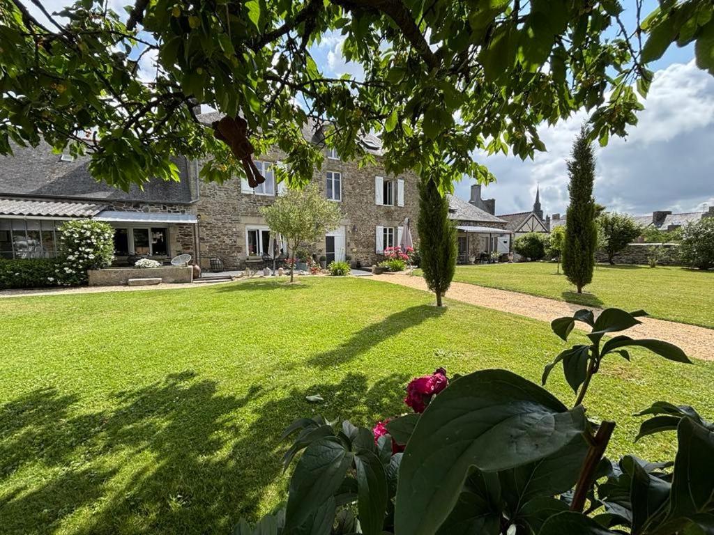La Ménardière Serenitatis chambre d'hôtes petit déjeuner compris - B&B Corseul