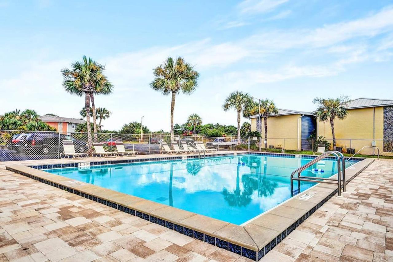 *Modern Bliss* Destin beach (3 Pools& Tennis) - Bed and Breakfast Destin