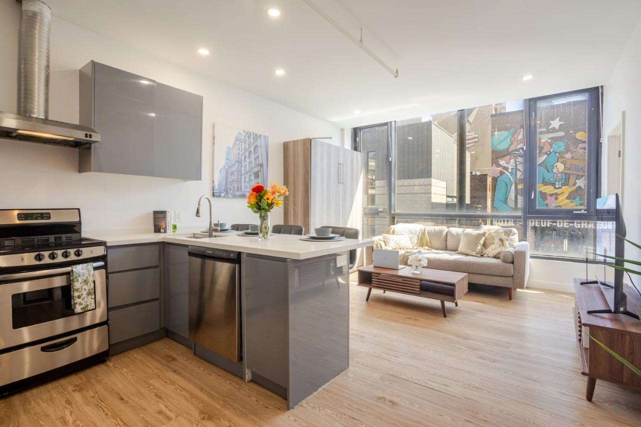 Cute 1BDR Apt on Bishop St- Heart of MTL - B&B Montreal