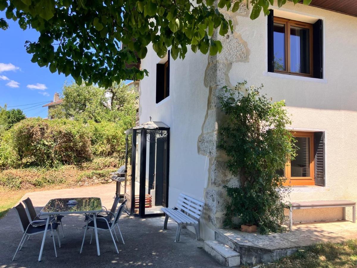 Sous le Tilleul - Ferienwohnung Lancrans