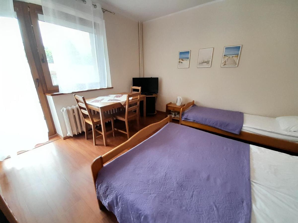 Lewada pokój trzyosobowy z balkonem - B&B Władysławowo