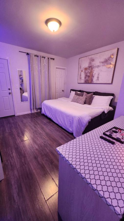 The Eternal Oasis - Bed and Breakfast Newark