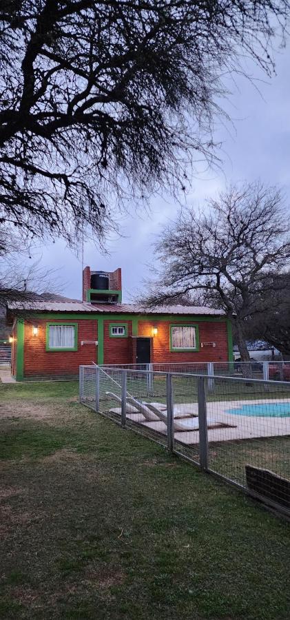 Cabañas Villa las Lomas - B&B Potrero de los Funes