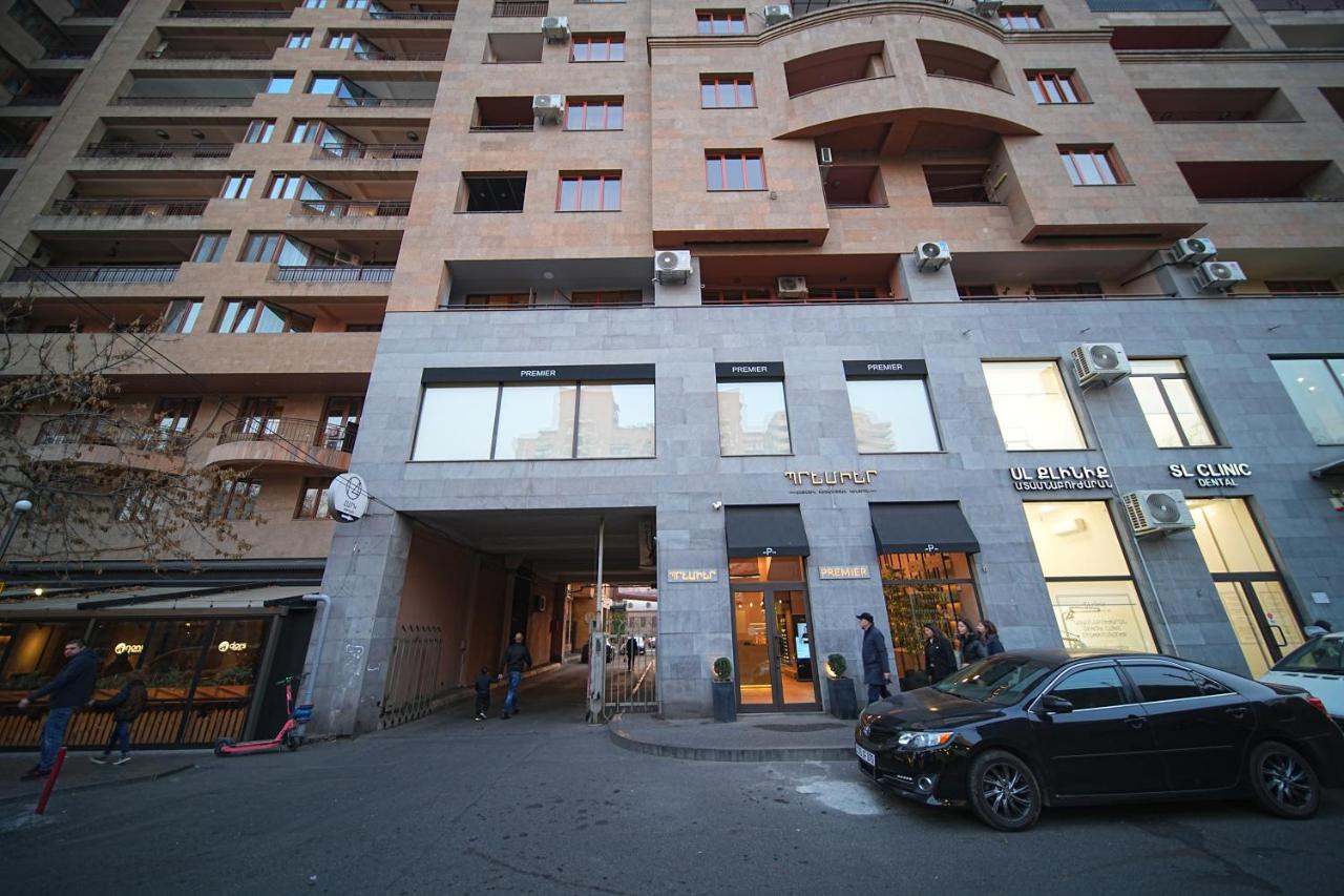 Deluxe 2-bedroom apartment in the city centre by Sweet Home - Chambres d'hôtes Erevan