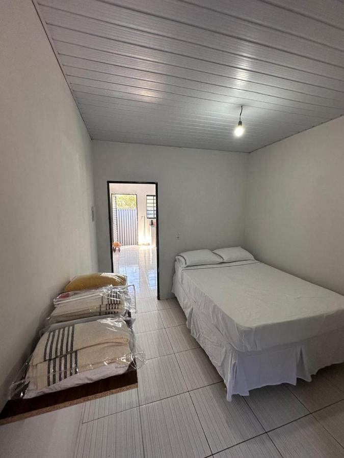 kitinete -01 quarto com cama de casal, banheiro privativo - B&B Trindade