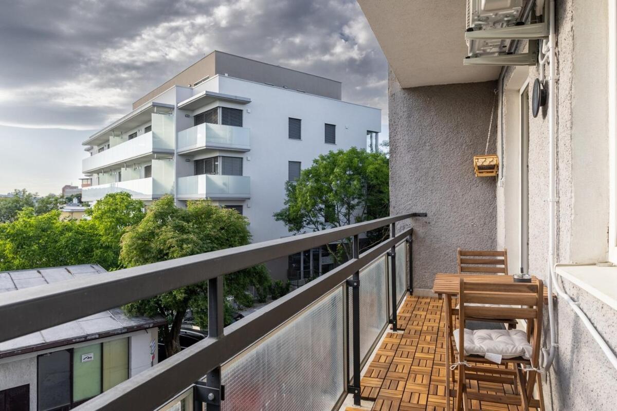 Urban Bratislava - Old Town Charm - B&B