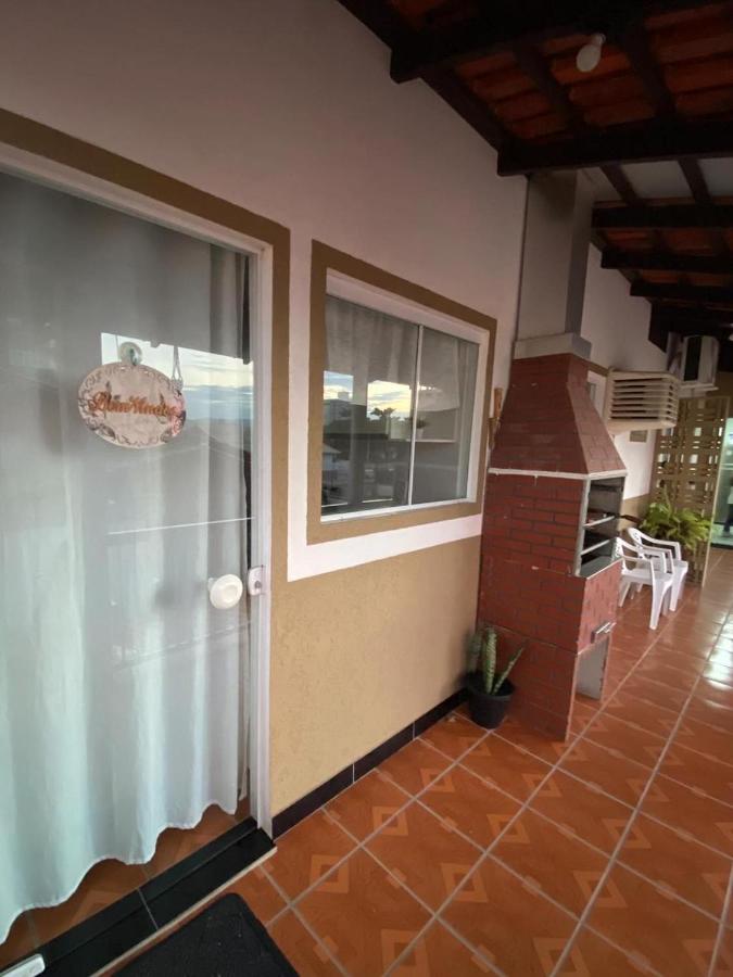 Apartamento Praia de Gravatá,5 km Beto Carreiro e 6km aeroporto de Navegantes - B&B