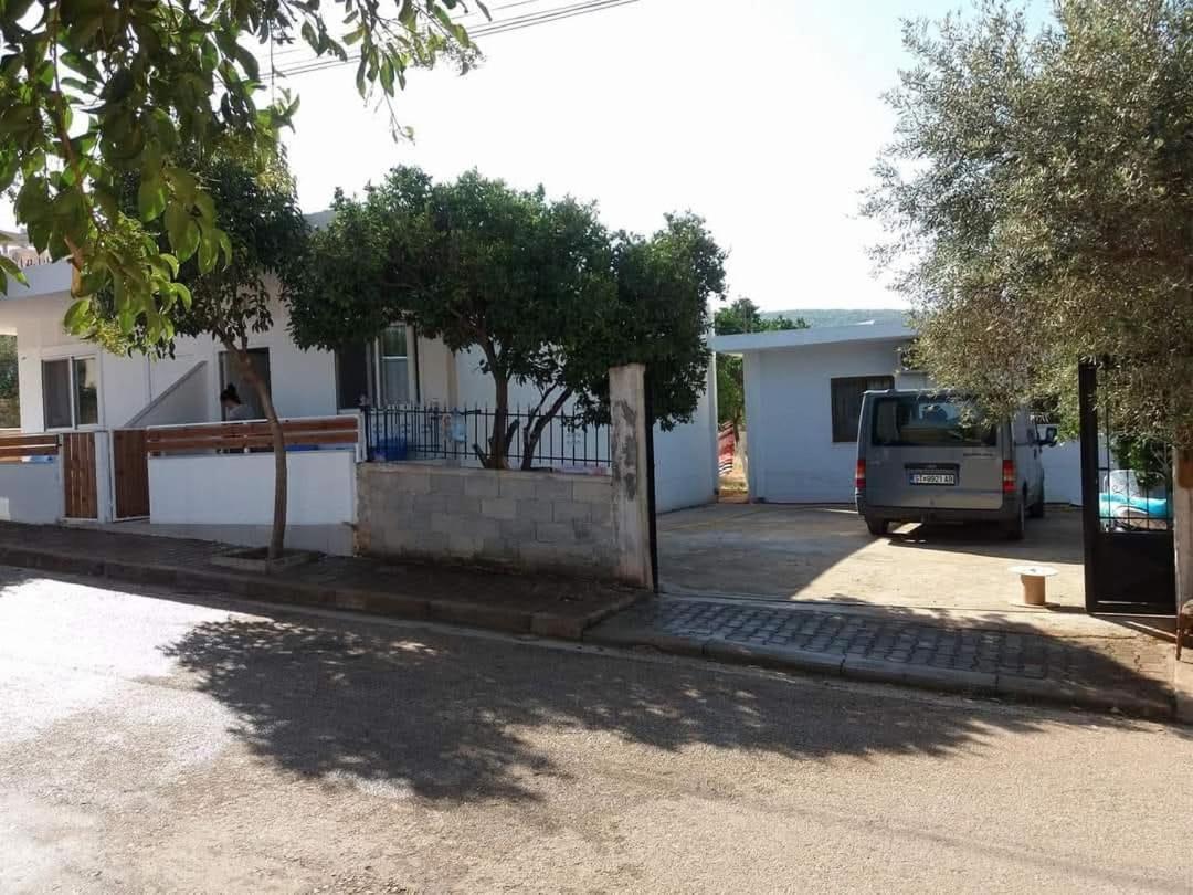 Ajla Apartment - B&B Ksamil