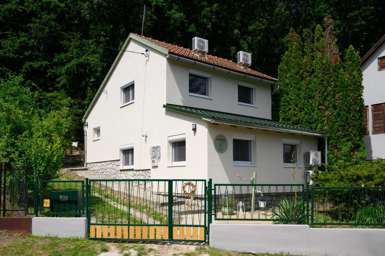 KőBükki Vendégház - B&B