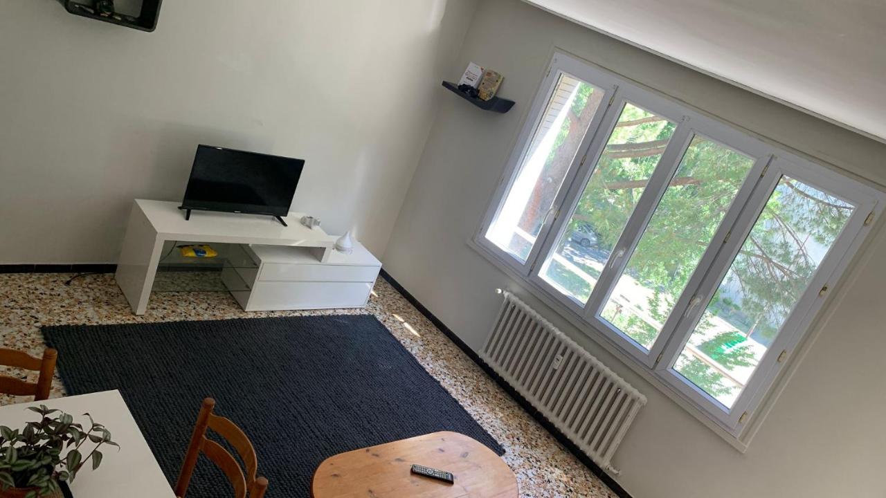 Joli T3 proche centre Avignon - Chambres d’hôtes Avignon