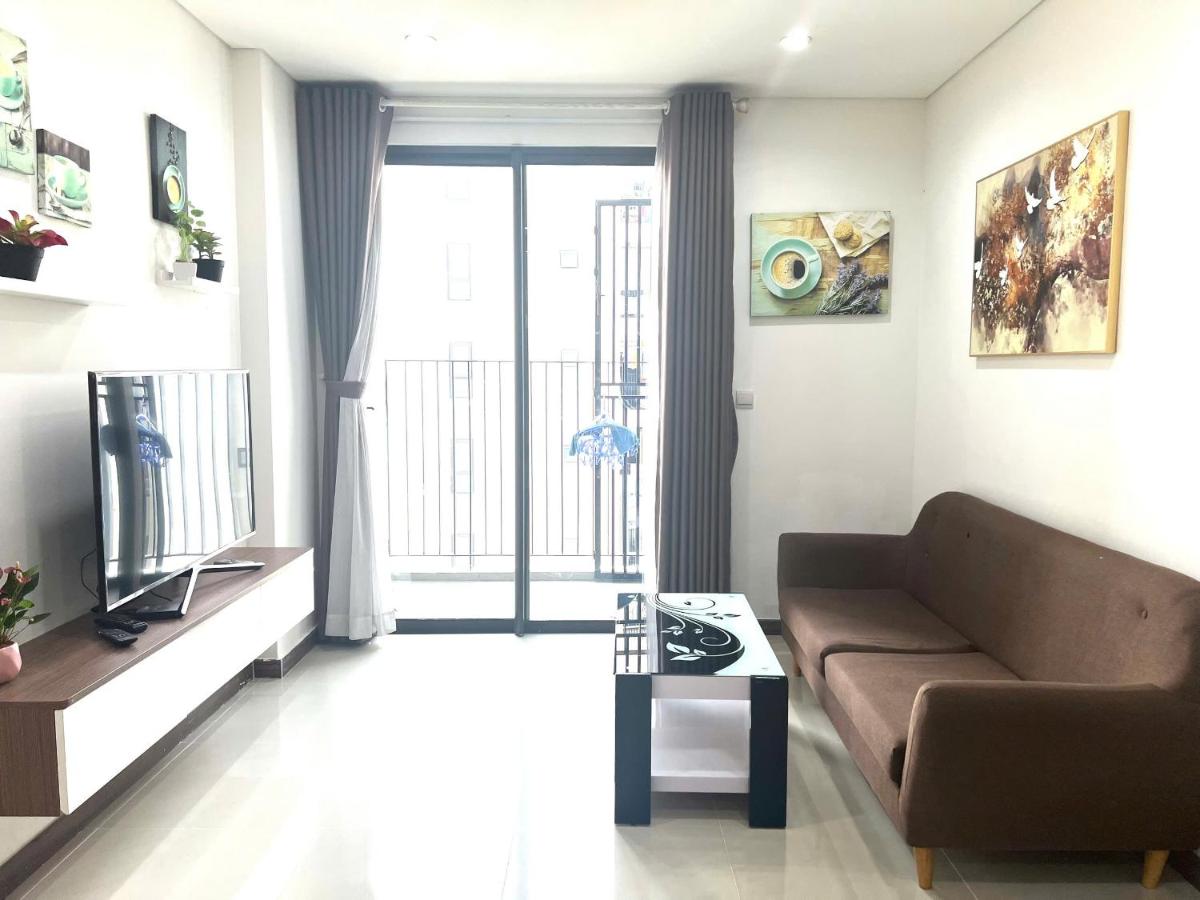 One-Bedroom Apartment with Balcony and City View