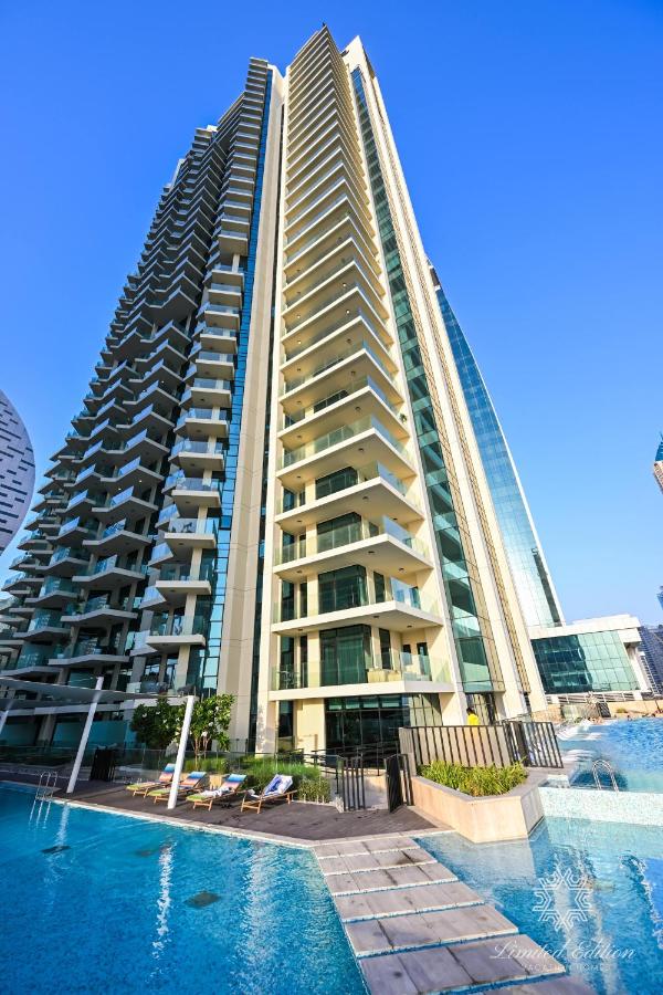 Luxury Apartments - Urban Oasis by Missoni - Business Bay - Canal View - 10 Minutes from Dubai Mall Burj Khalifa - B&B