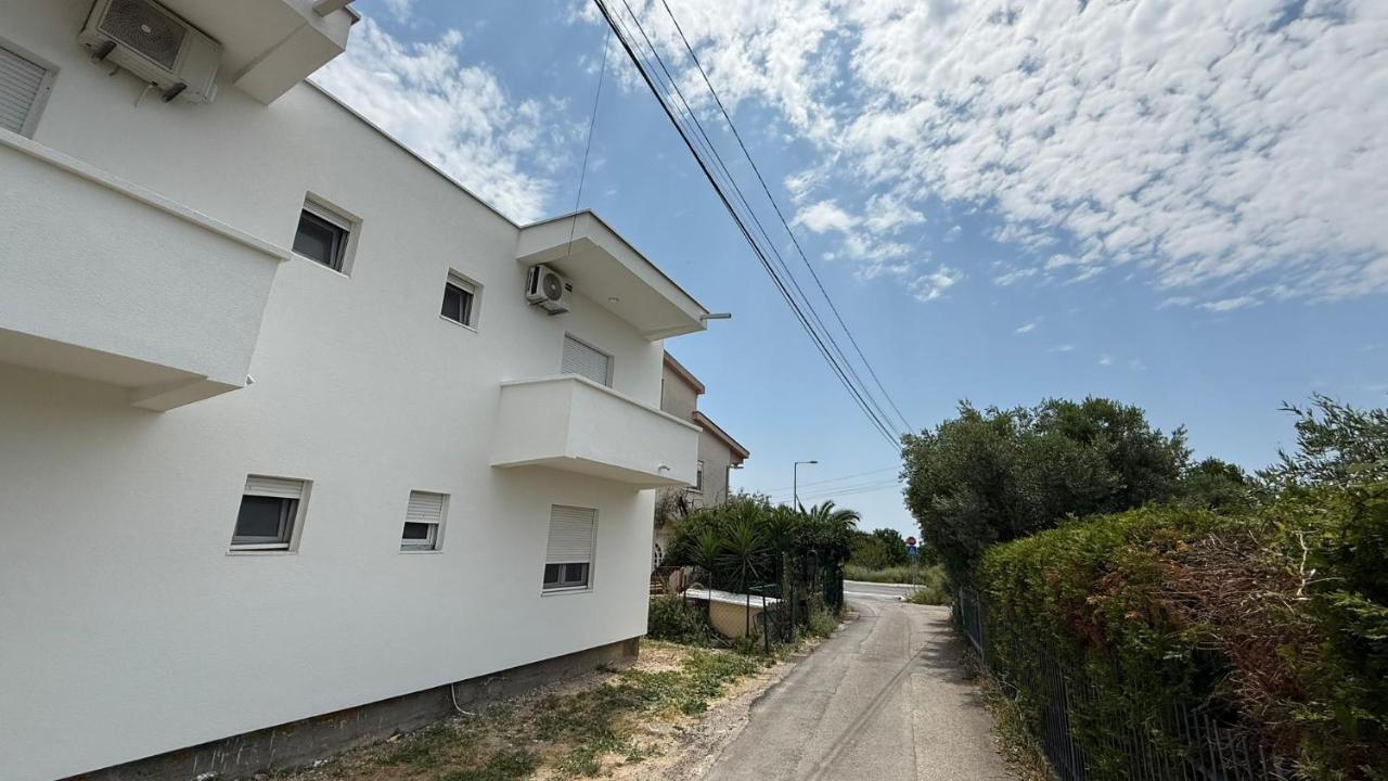 Apartmani Zoronjic 2 - Ferienwohnung Bar
