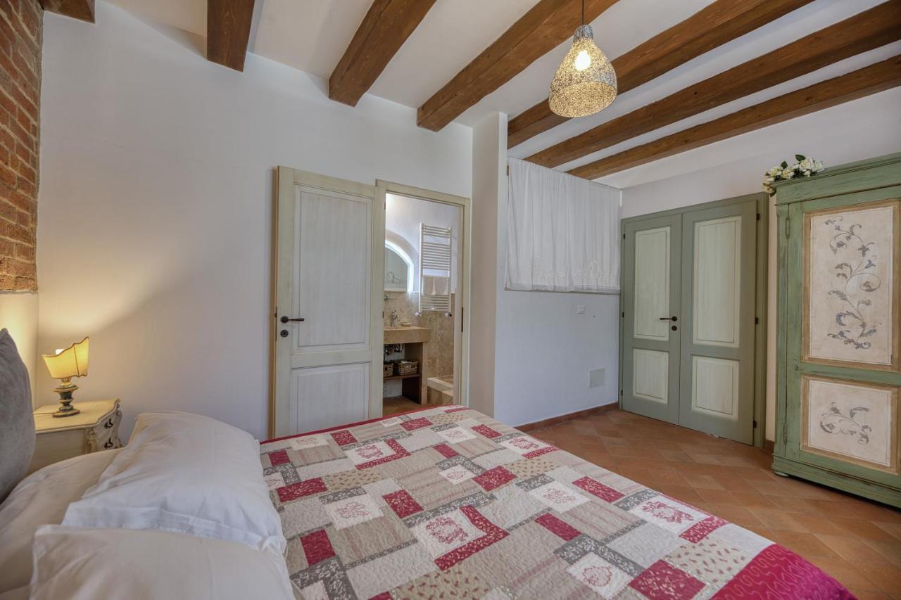 Suite with Spa Bath