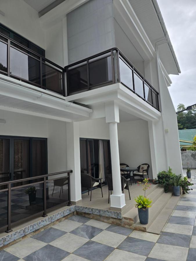 Lovers paradise Self-catering apartments - Chambres d’hôtes Victoria