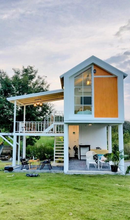บ้านไร่ฟ้าสวยวังน้ำเขียว Little House - B&B