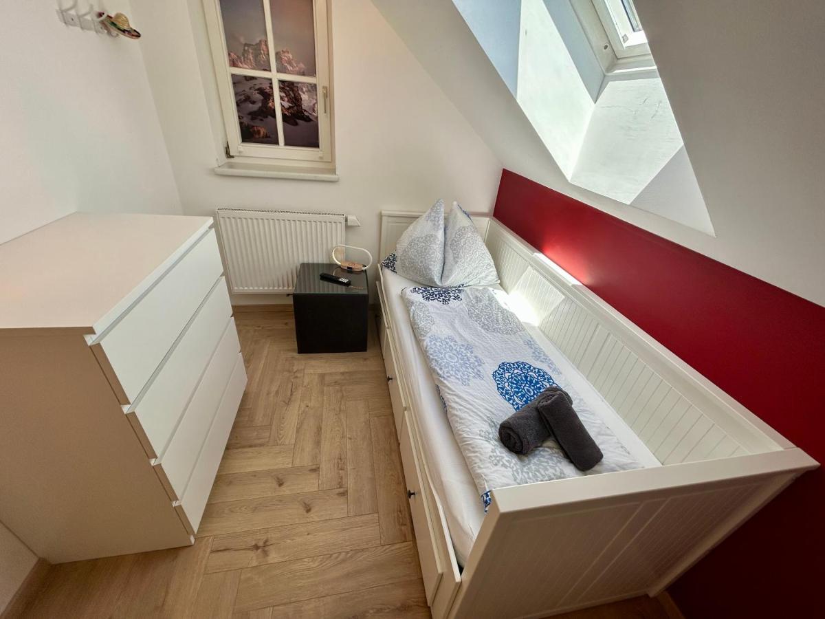 Budget Single Room