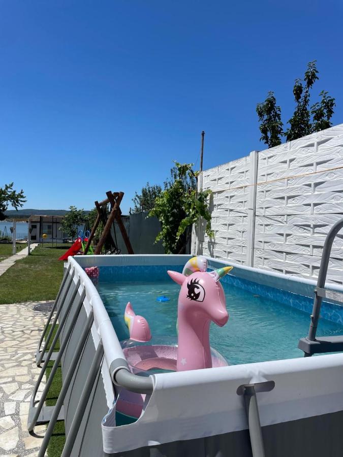 La Tata Oancea Moldova Veche - B&B Moldova Veche