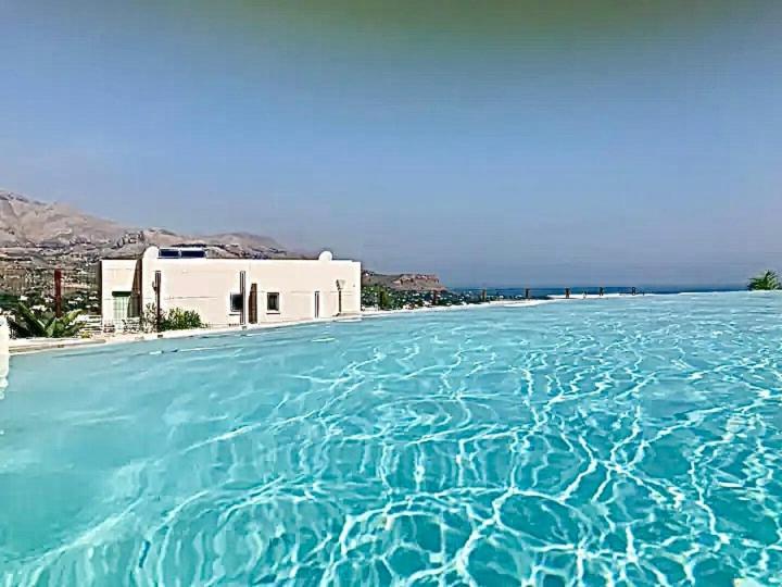 Giardino degli Allori, Villa Manfredi with Pool - B&B Castellammare del Golfo