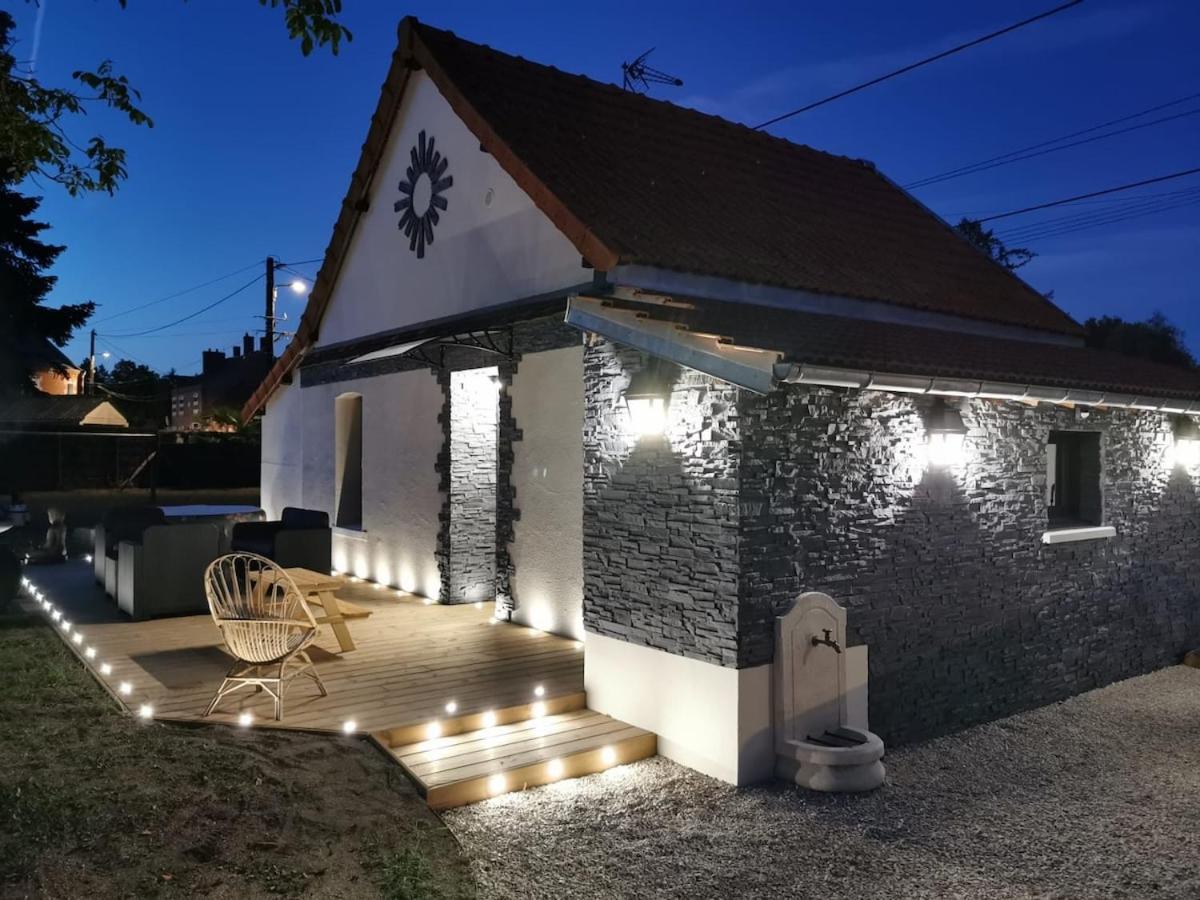 La Demeure du Faon gîte raffiné 4 personnes avec piscine et jacuzzi, en plein cœur de la Sologne à proximité immédiat de Lamotte-Beuvron et des Châteaux de la Loire et du Zoo de Beauval, Center Parca Hauts des Bruyères - Ferienwohnung Chaon
