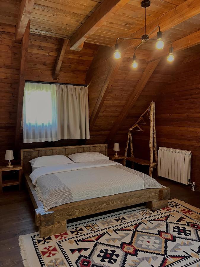 Habitación Doble con vistas a la montaña