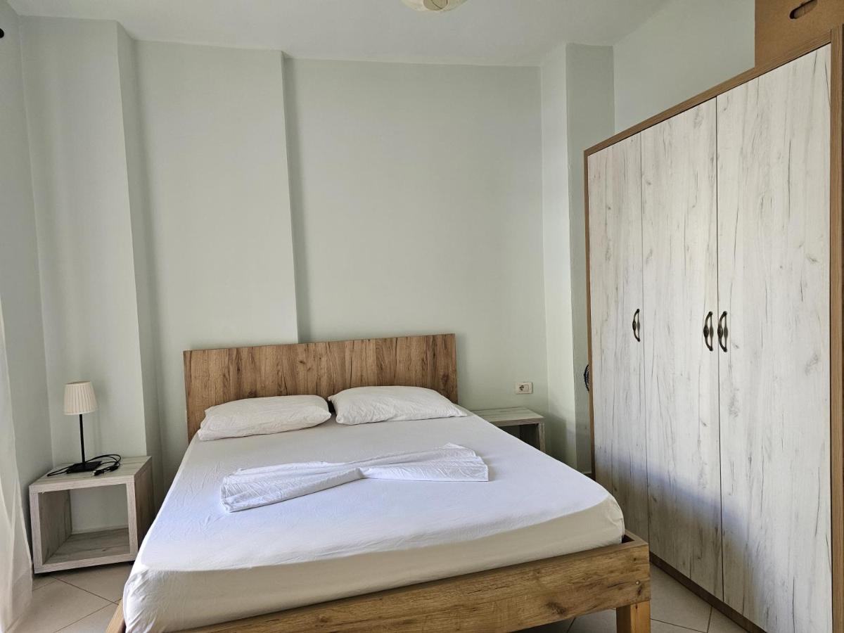 Appartamento con 2 Camere da Letto e Vista Mare