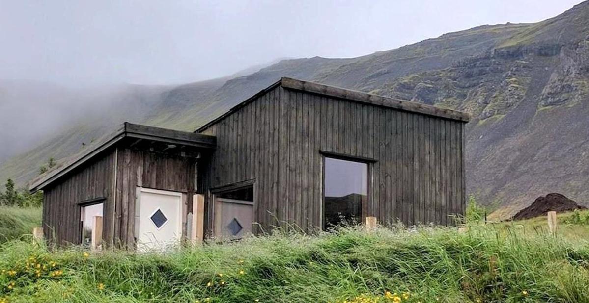 Lake cottage with excellent view - Chambres d’hôtes Akranes