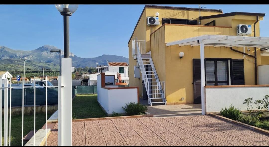 Sun sea by Rita - Bed and Breakfast Lascari