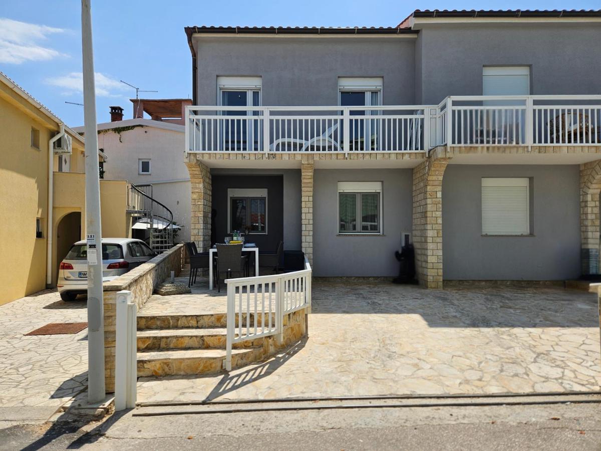 Beach House Lucica Blu by Mala Smokva - Bed and Breakfast Vir