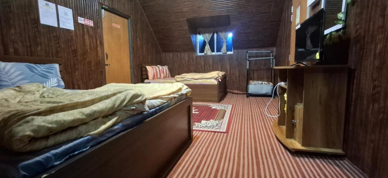 Double or Twin Room with Lake View
