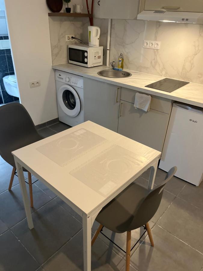 Studio Nr2 Centre Ville - B&B Tarbes