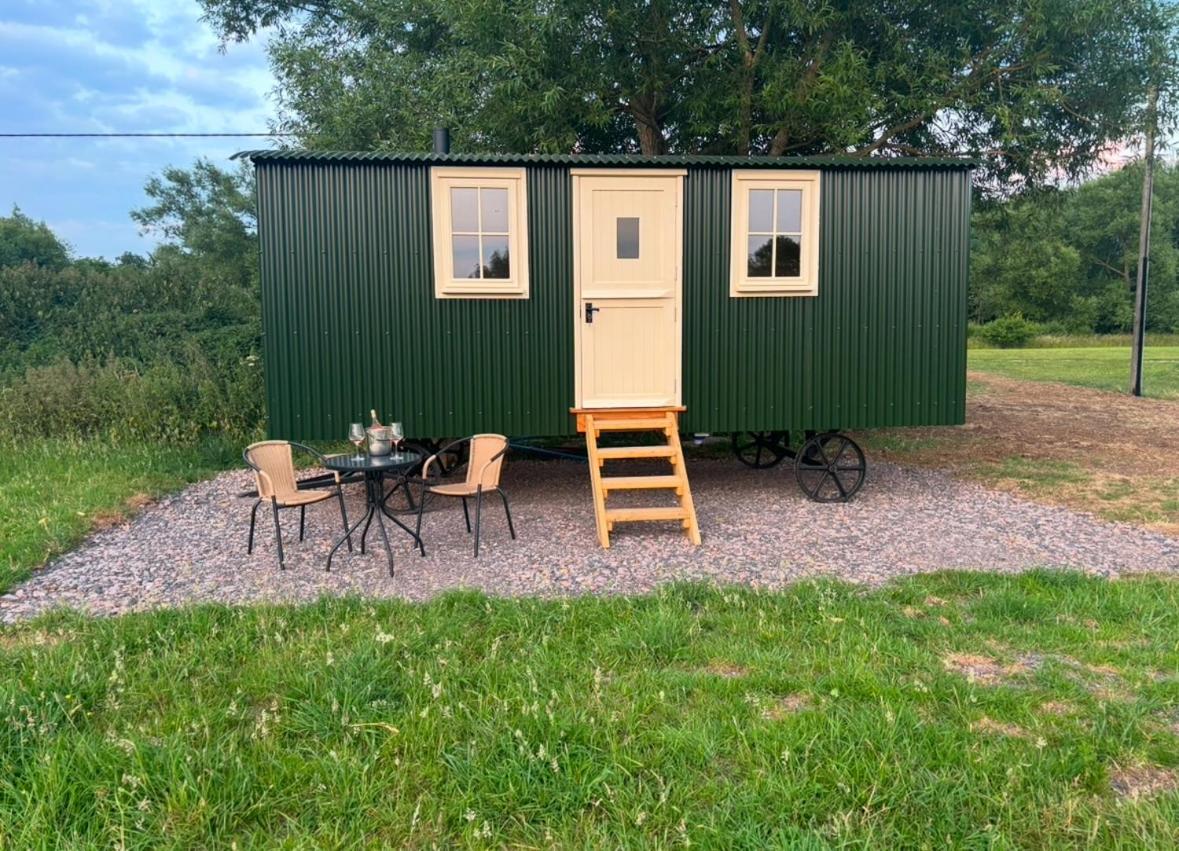 Cosy Shepherd Hut - B&B