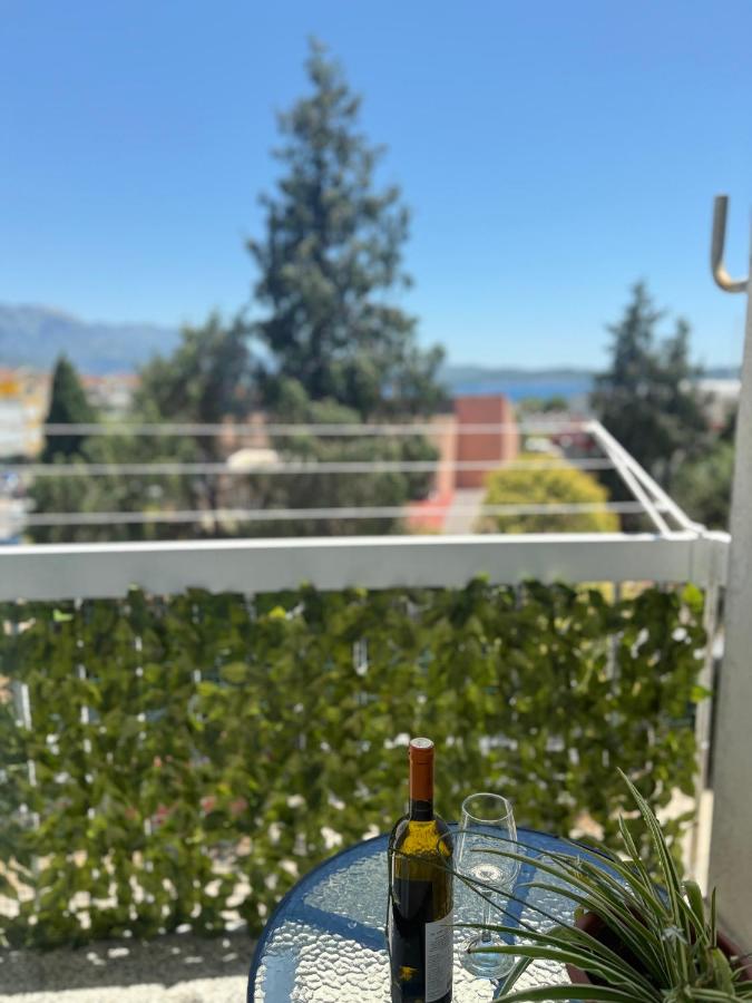 Spacious apartment in the Heart of Bijela - Bed and Breakfast Bijela