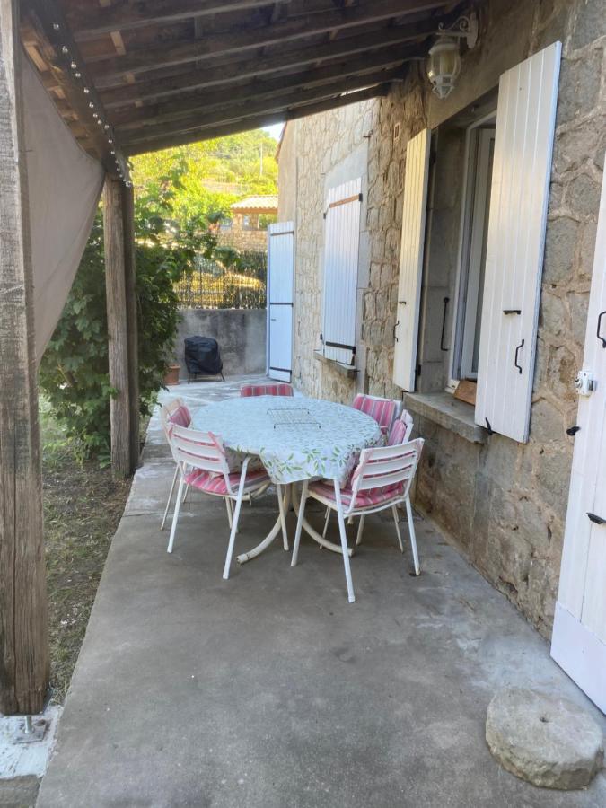 Gîte les lauriers Ardeche sud pour 5 personnes - B&B Ribes
